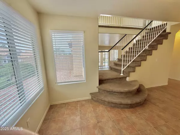 Phoenix, AZ 85024,1702 E BLACKHAWK Drive