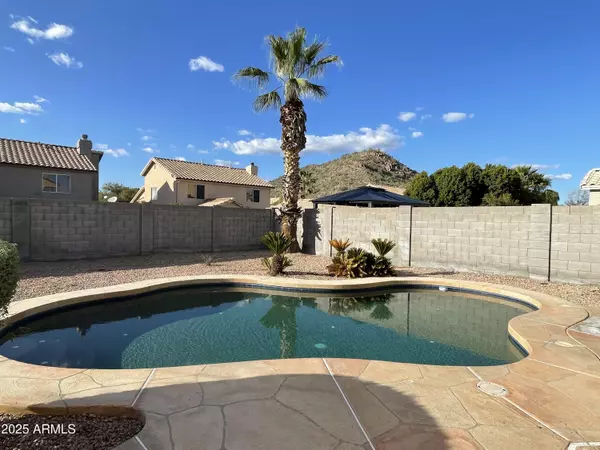 1702 E BLACKHAWK Drive, Phoenix, AZ 85024