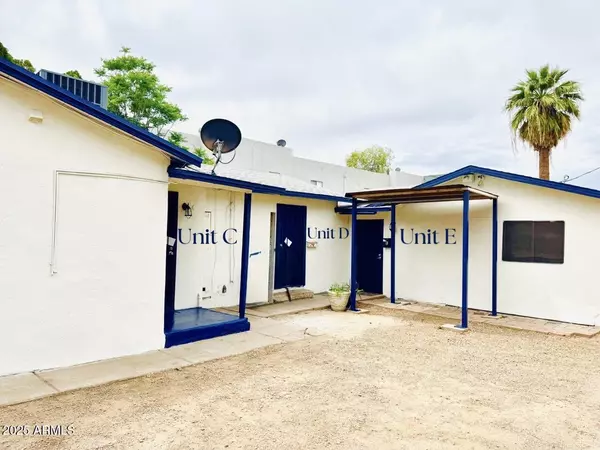 Phoenix, AZ 85008,1714 N 32ND Street