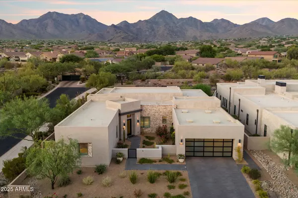 10202 E CAMELOT Court, Scottsdale, AZ 85255