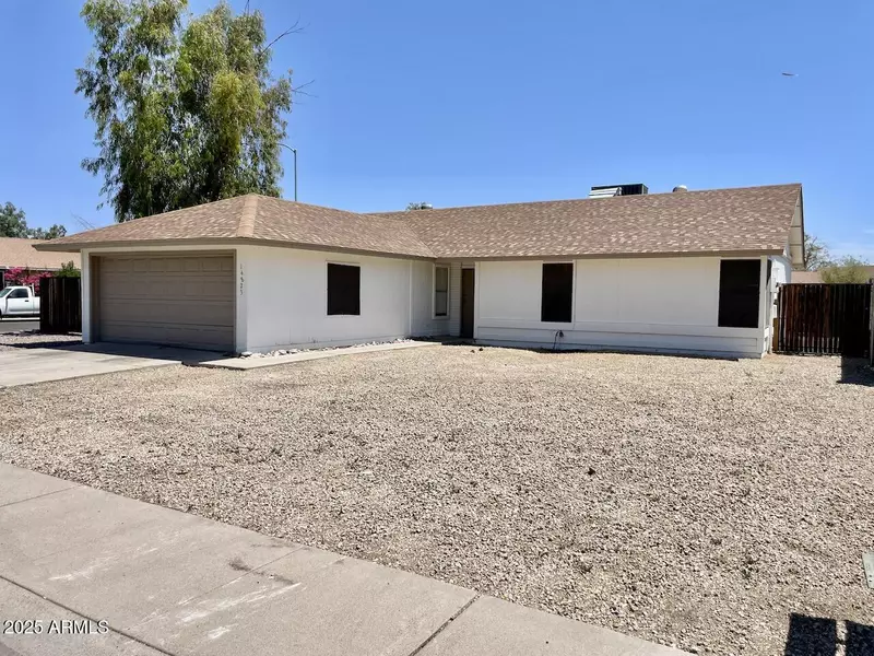 14823 N 60TH Avenue, Glendale, AZ 85306