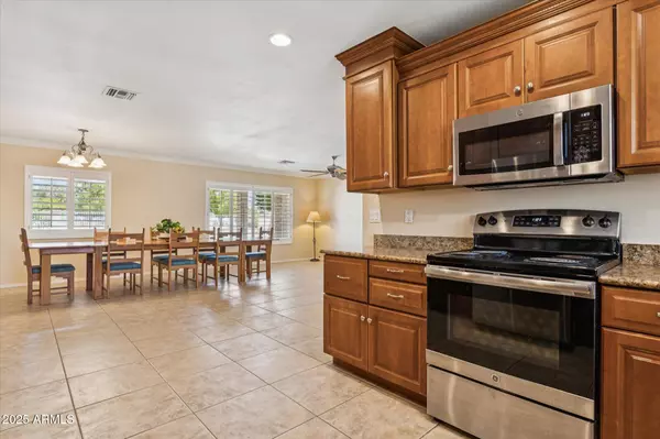 Glendale, AZ 85304,6602 W SURREY Avenue