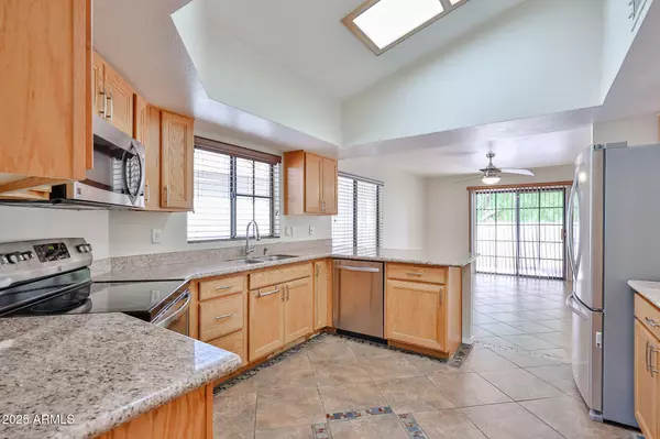 Glendale, AZ 85308,7539 W SEQUOIA Drive