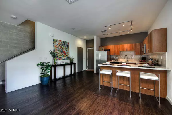 Phoenix, AZ 85018,4700 N 40th Street #102