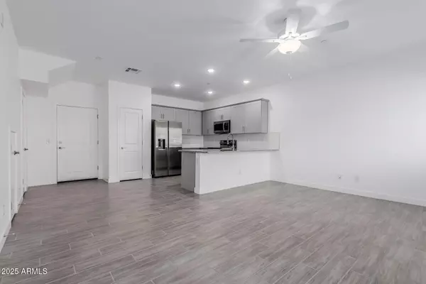 Mesa, AZ 85209,1318 S 105TH Place #101
