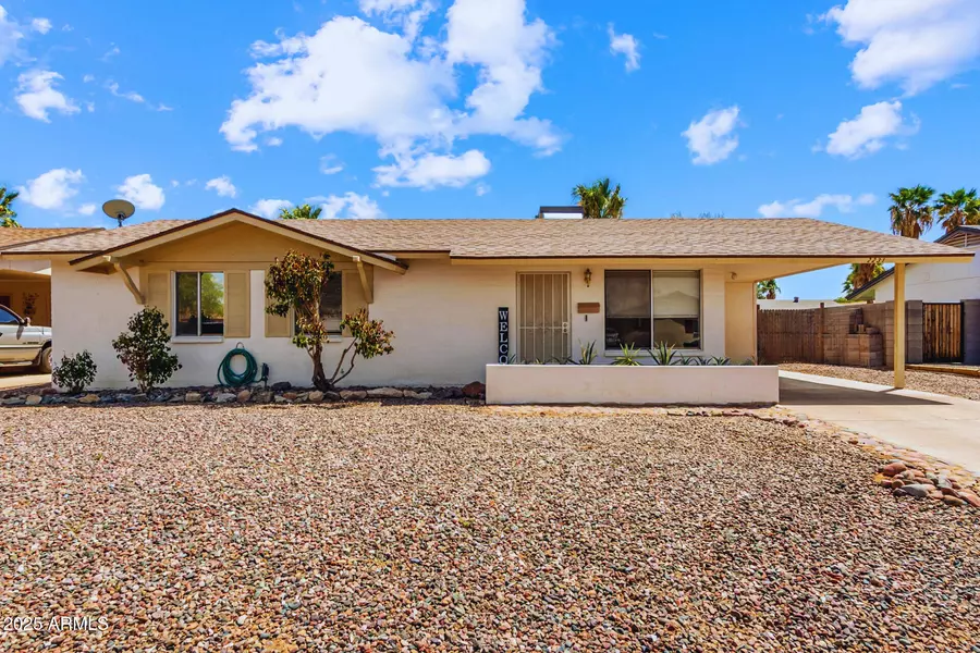 2231 E JANICE Way, Phoenix, AZ 85022