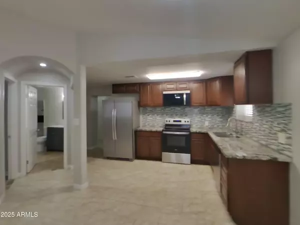 Phoenix, AZ 85007,1506 W HADLEY Street
