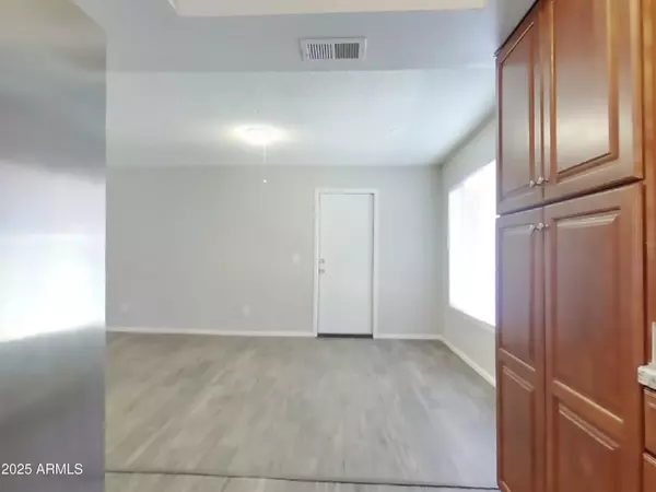 Phoenix, AZ 85053,3822 W MAUNA LOA Lane