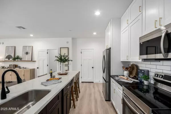 Mesa, AZ 85213,3426 E UNIVERSITY Drive #115
