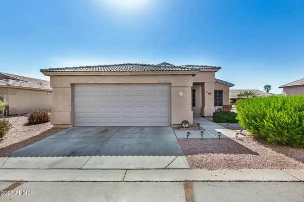 2101 S MERIDIAN Road #403, Apache Junction, AZ 85120