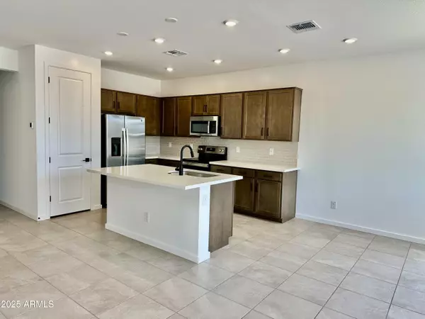 Buckeye, AZ 85326,25253 W HIDALGO Avenue