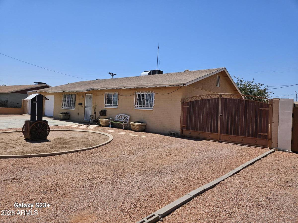 Phoenix, AZ 85019,3020 N 40TH Avenue