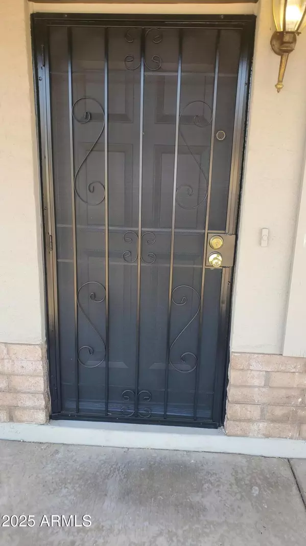 Phoenix, AZ 85053,3719 W HEARN Road