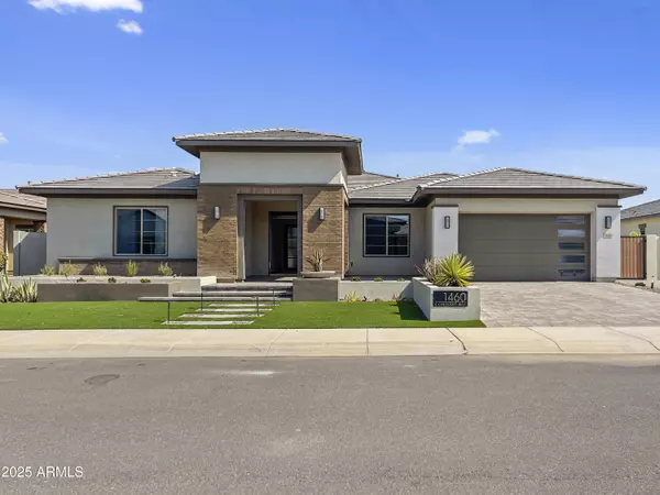 1460 E CRESCENT Way, Gilbert, AZ 85298