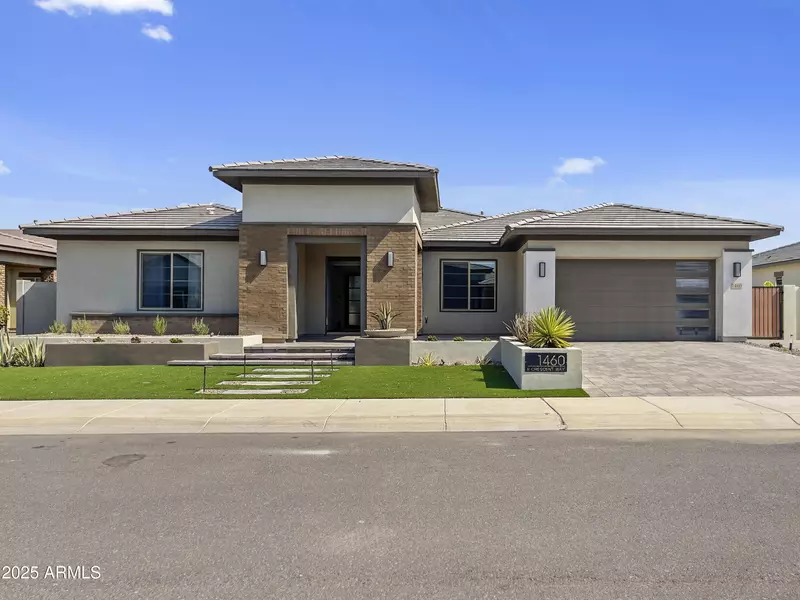 1460 E CRESCENT Way, Gilbert, AZ 85298