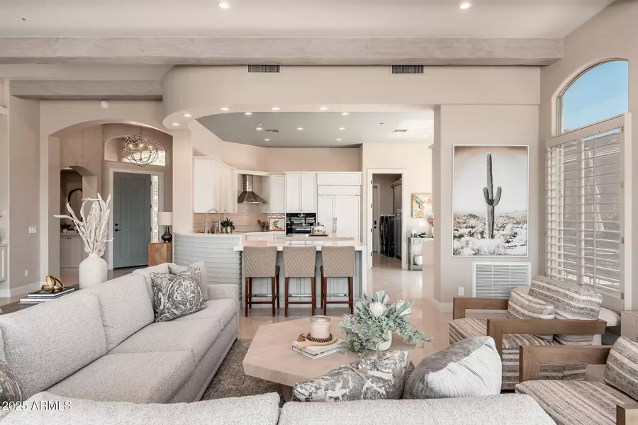 11131 E DESERT VISTA Drive, Scottsdale, AZ 85255