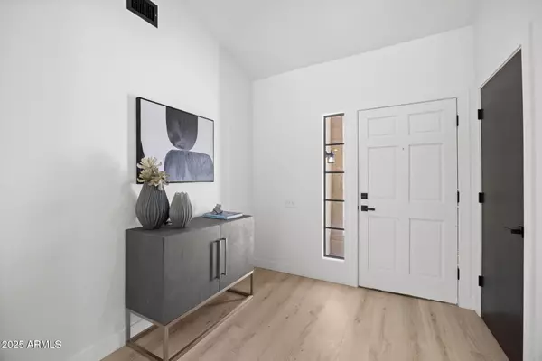 Gilbert, AZ 85233,510 W AMOROSO Drive