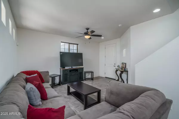 Phoenix, AZ 85037,10340 W DEVONSHIRE Avenue