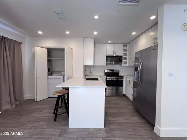Scottsdale, AZ 85257,2833 N 61ST Street