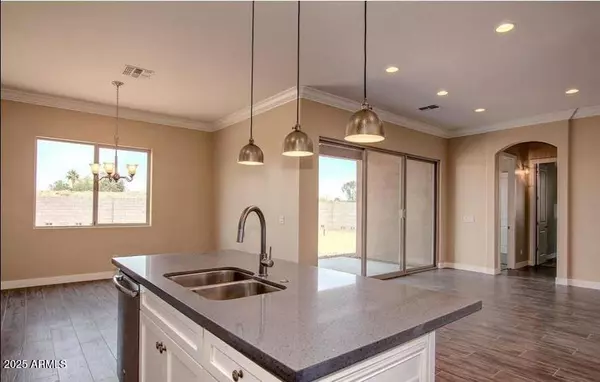 Mesa, AZ 85208,10264 E BROADWAY Road