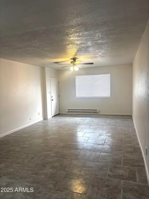 Douglas, AZ 85607,2135 HOHOKAM Drive #C