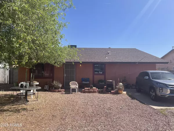 277 W 16TH Avenue, Apache Junction, AZ 85120