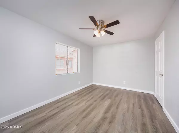 Tucson, AZ 85705,238 W NAVAJO Road