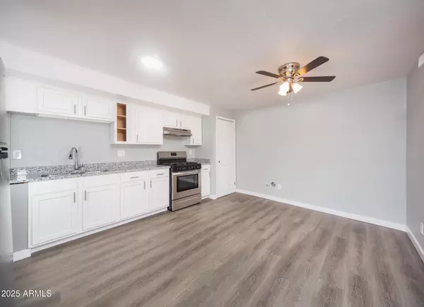 Tucson, AZ 85705,238 W NAVAJO Road