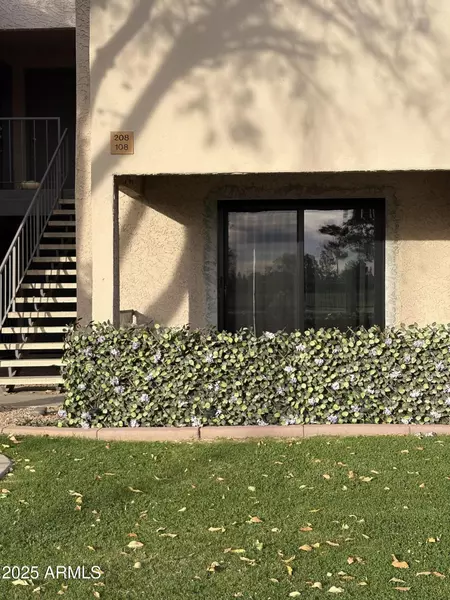 1920 W LINDNER Avenue W #108, Mesa, AZ 85202
