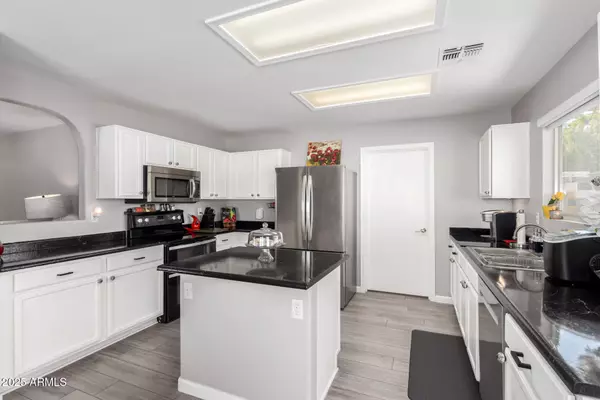 Mesa, AZ 85212,8112 E OLLA Avenue