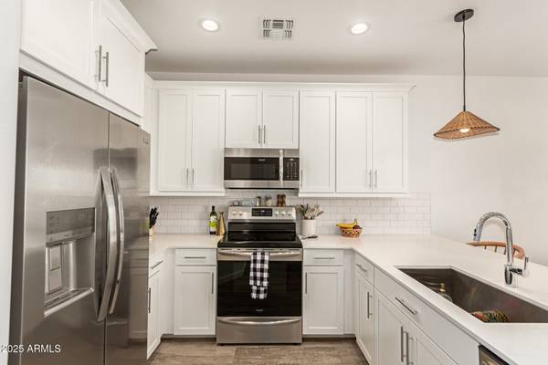 4648 S GLACIER --, Mesa, AZ 85212