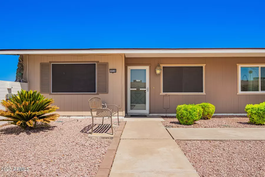 10528 W COGGINS Drive, Sun City, AZ 85351
