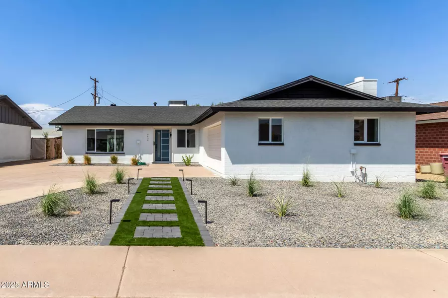 8420 E PLAZA Avenue, Scottsdale, AZ 85250