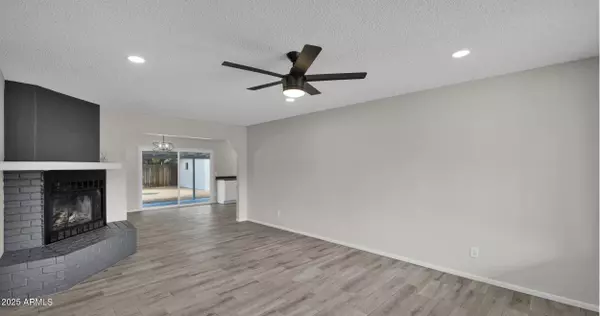 Glendale, AZ 85304,5214 W CHOLLA Street