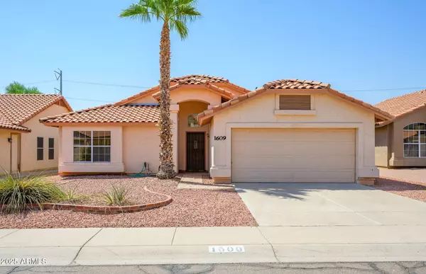 1609 E Windsong Drive, Phoenix, AZ 85048