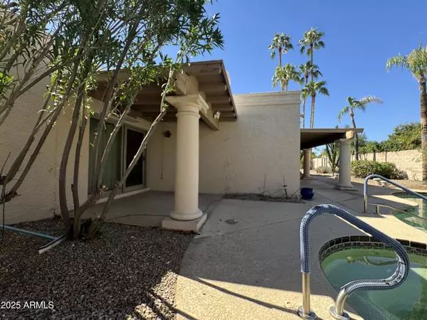 Scottsdale, AZ 85258,8402 E SHETLAND Trail