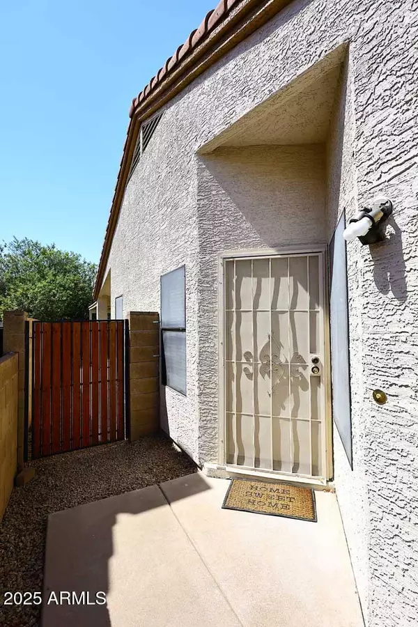 Phoenix, AZ 85024,2303 E Taro Lane