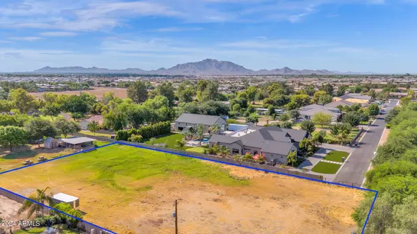 21 S 145TH Street #-, Gilbert, AZ 85298