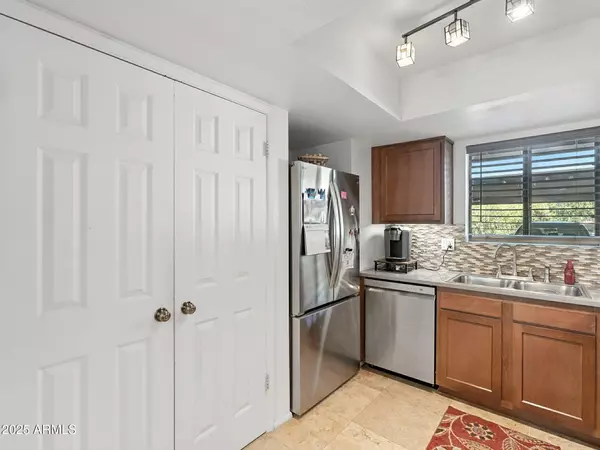 Mesa, AZ 85206,709 S POWER Road #108