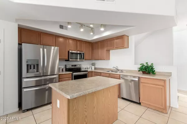 Phoenix, AZ 85085,2150 W ALAMEDA Road #1390