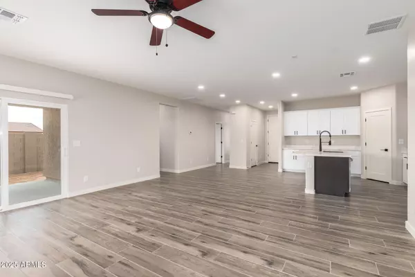 Arizona City, AZ 85123,8724 W REVENTON Drive