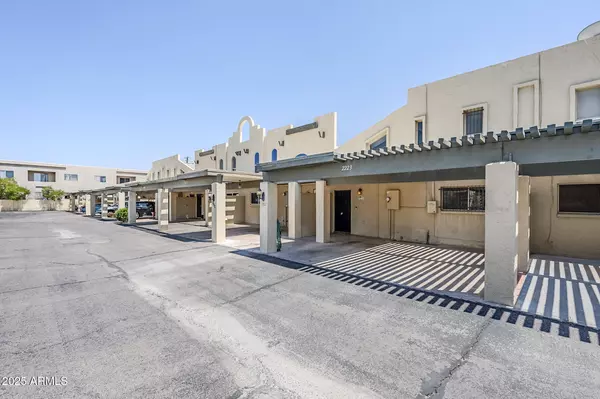 Phoenix, AZ 85016,2223 E CATALINA Drive