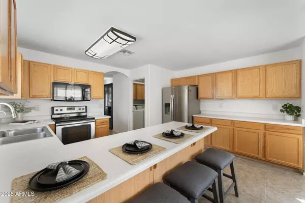 San Tan Valley, AZ 85140,39837 N MANETTI Street