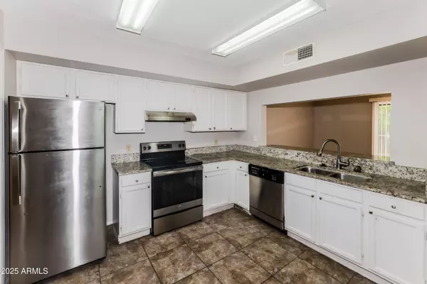 Phoenix, AZ 85053,3724 W CAROL ANN Way