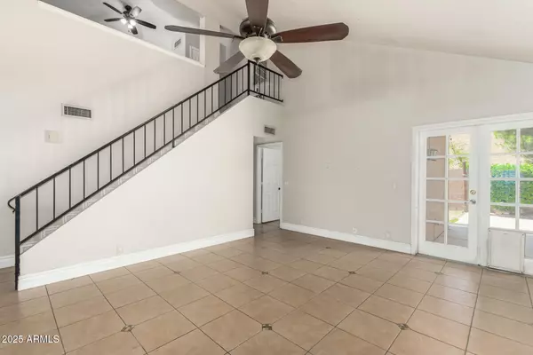 Phoenix, AZ 85024,1518 E ROCKWOOD Drive