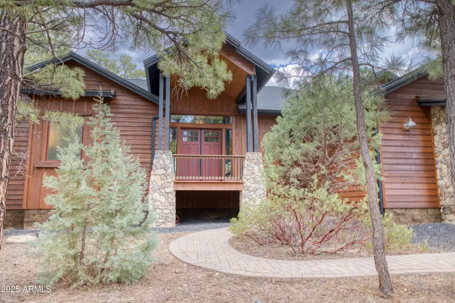 381 S Falling Leaf Road, Show Low, AZ 85901