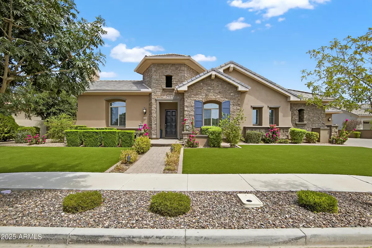 Gilbert, AZ 85298,2040 E ARIS Drive