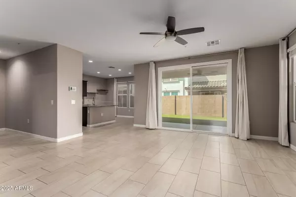 Chandler, AZ 85225,1255 N ARIZONA Avenue #1062