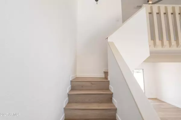 Phoenix, AZ 85014,4240 N LONGVIEW Avenue #17