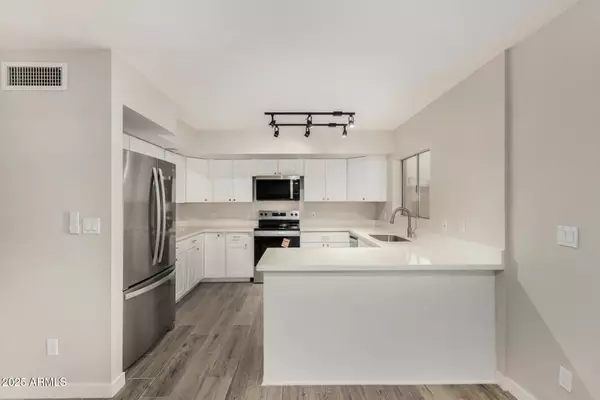 Scottsdale, AZ 85251,8225 E THOMAS Road